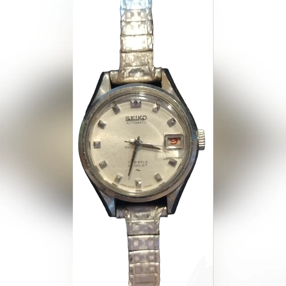 Seiko Ladies Watch - Picture 3 of 8